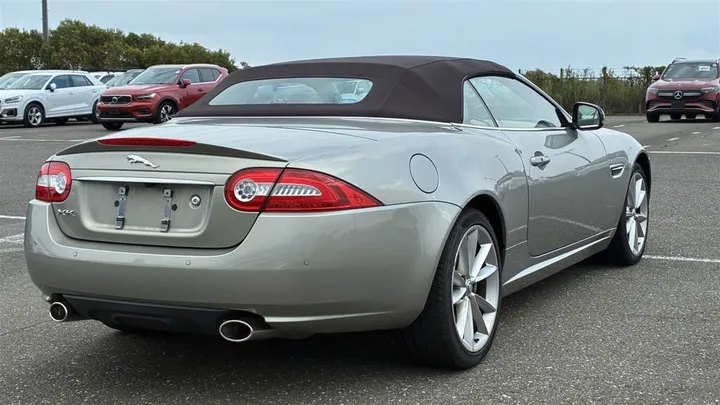 Jaguar XK