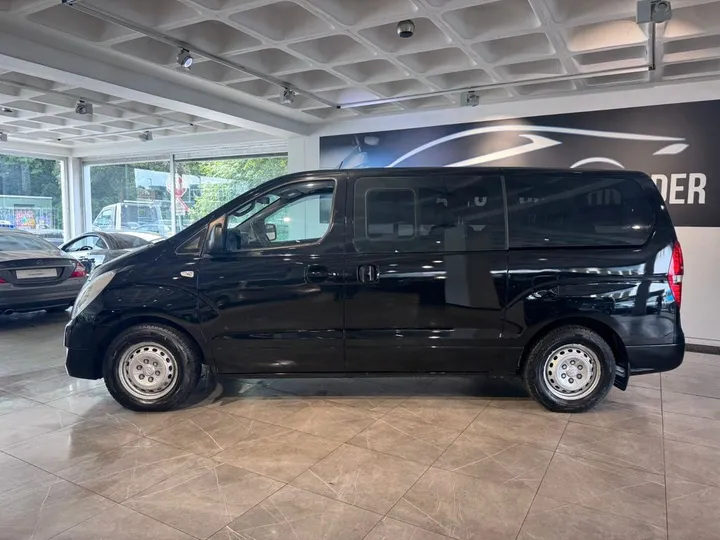 Hyundai H-1