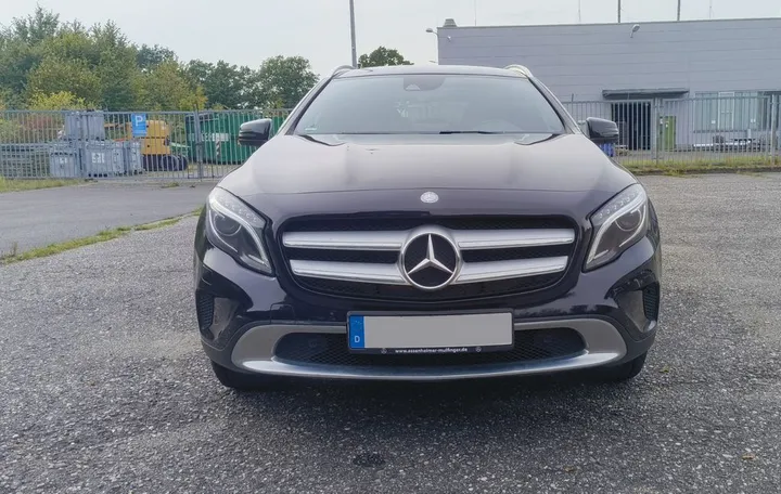 Mercedes-Benz GLA 250