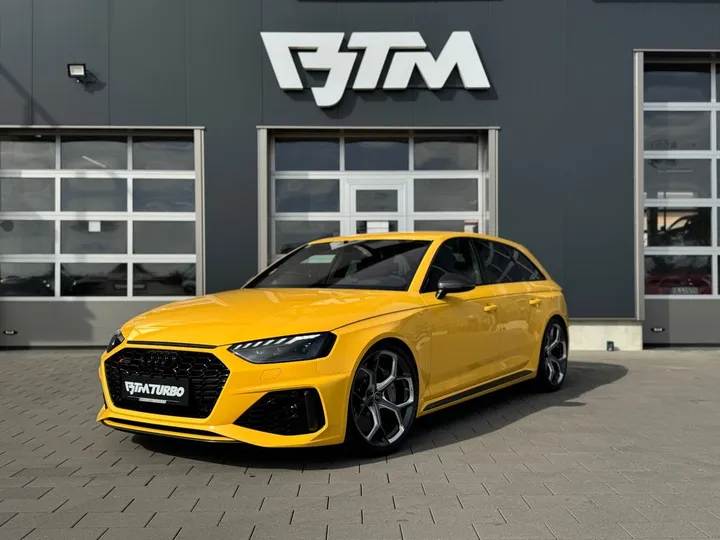 Audi RS4