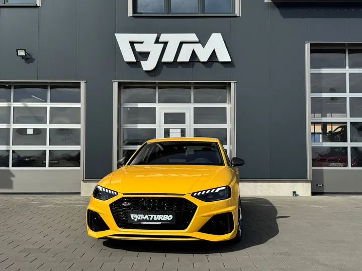 Audi RS4