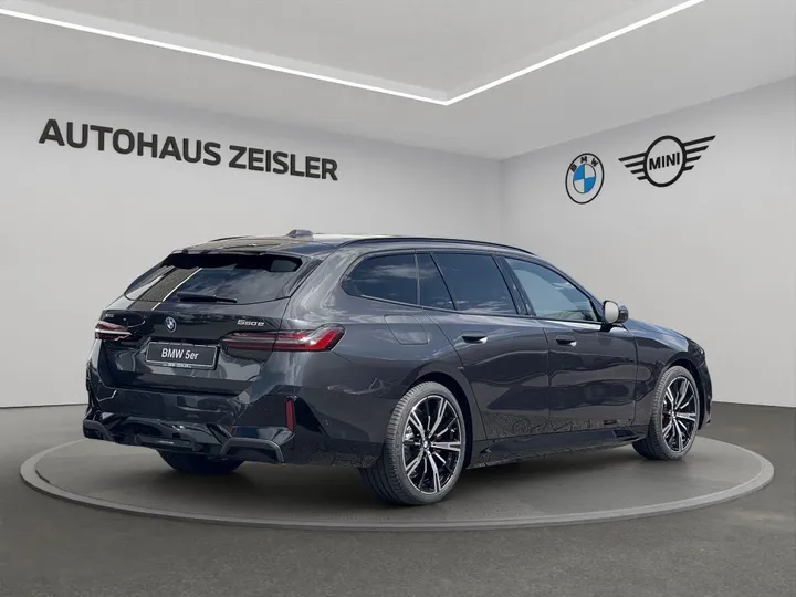 BMW 550