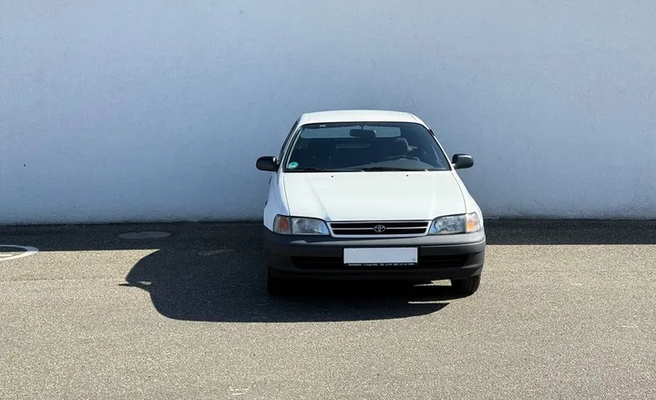 Toyota Carina