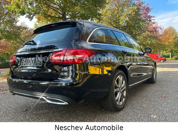 Mercedes-Benz C 220
