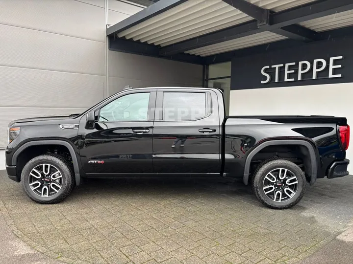 GMC Sierra