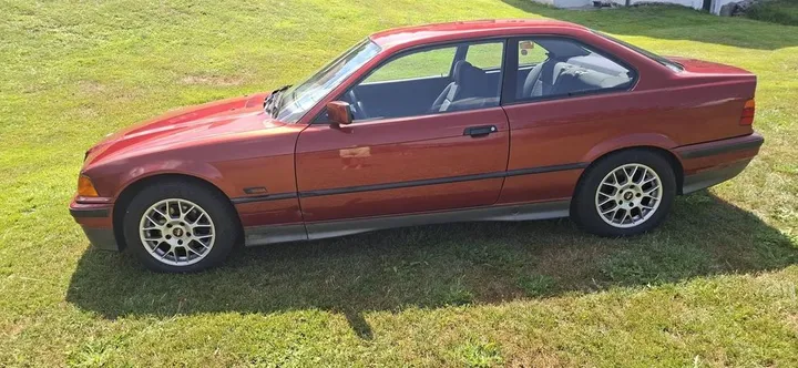 BMW 325