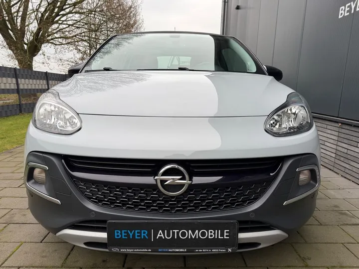 Opel Adam