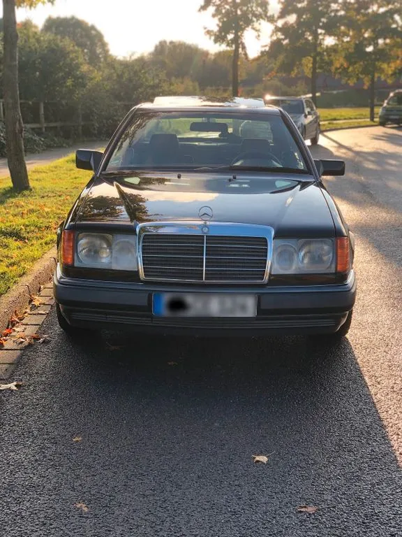 Mercedes-Benz 300
