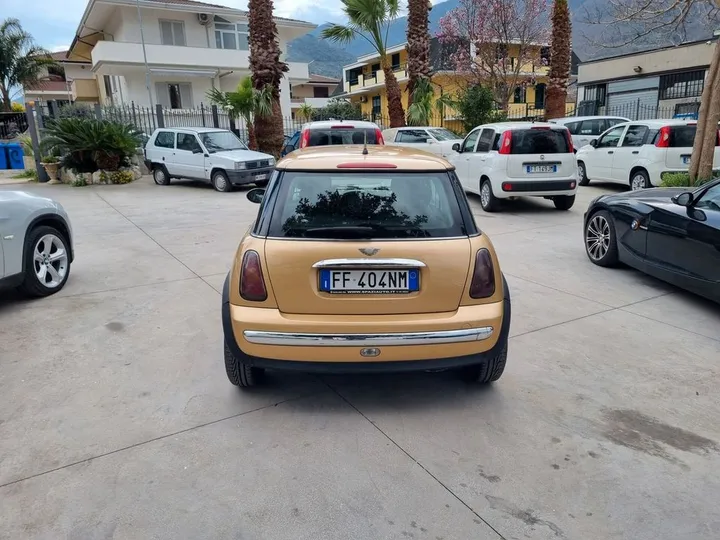 MINI One D