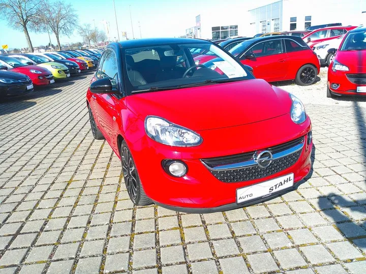 Opel Adam