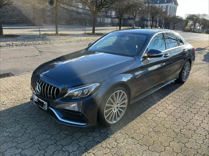 Mercedes-Benz C 220