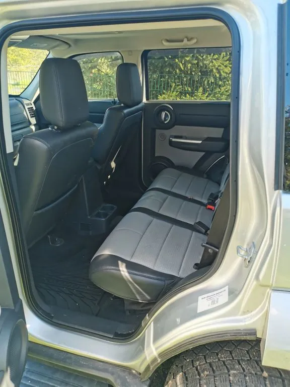 Dodge Nitro