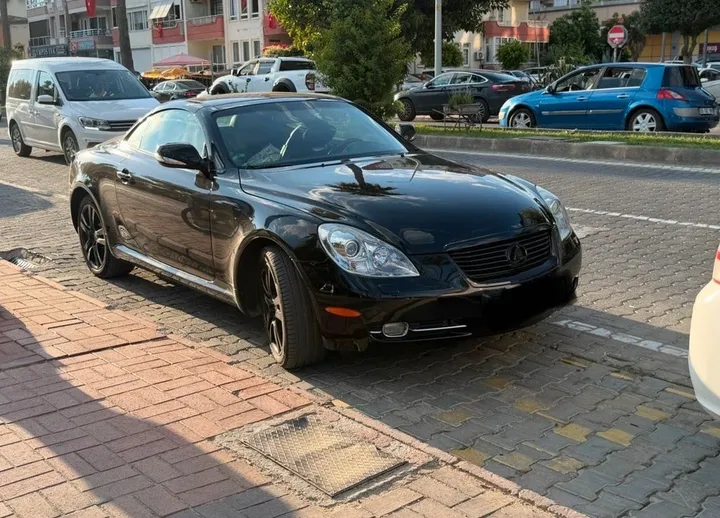 Автомобиль
