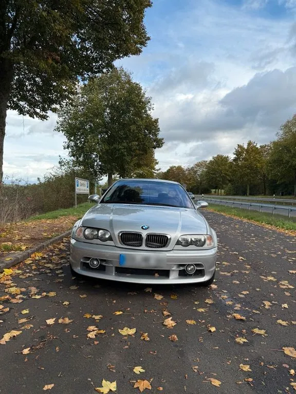 BMW 323
