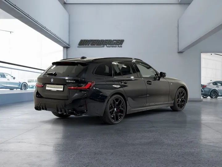 BMW 340