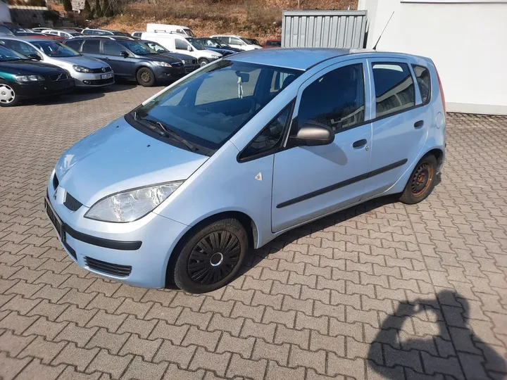 Mitsubishi Colt