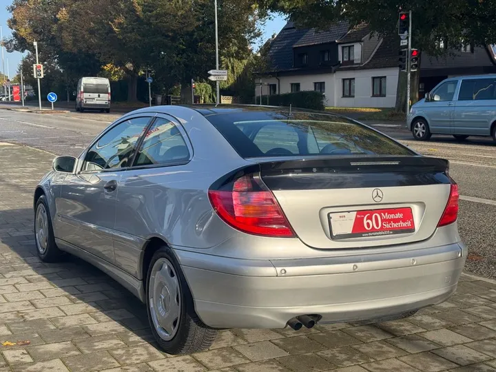 Mercedes-Benz C 180