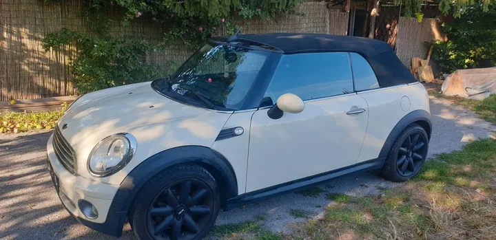MINI Cooper Cabrio