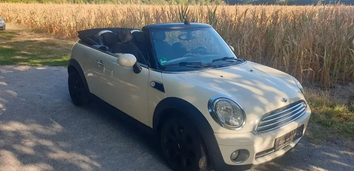 MINI Cooper Cabrio