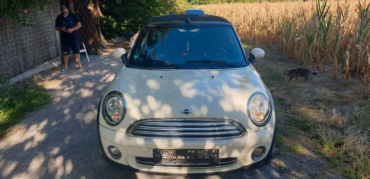 MINI Cooper Cabrio