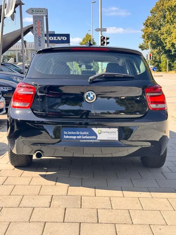 BMW 114