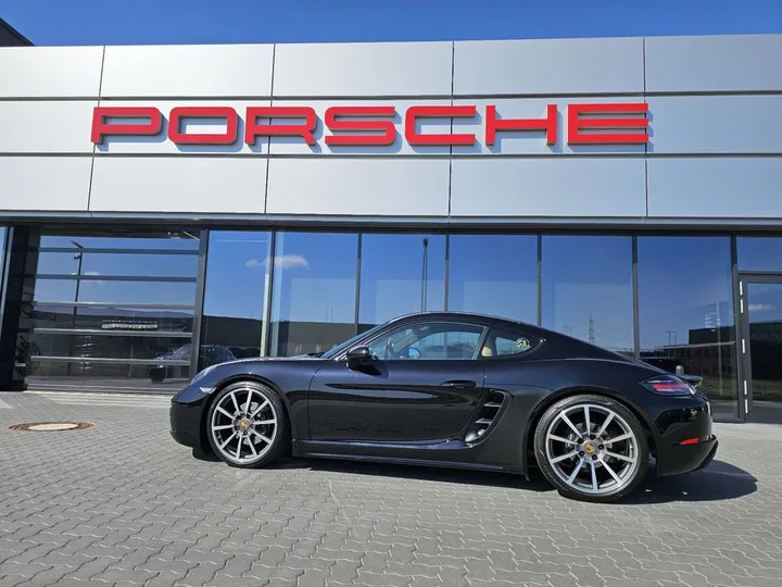 Porsche Cayman