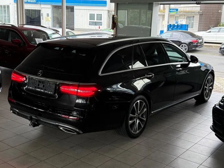 Mercedes-Benz E 250
