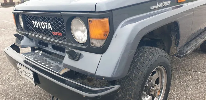Toyota Land Cruiser