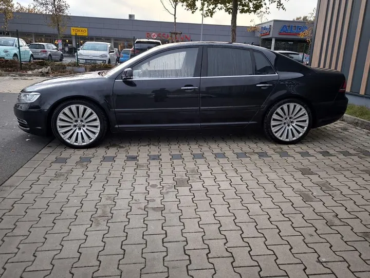 Volkswagen Phaeton