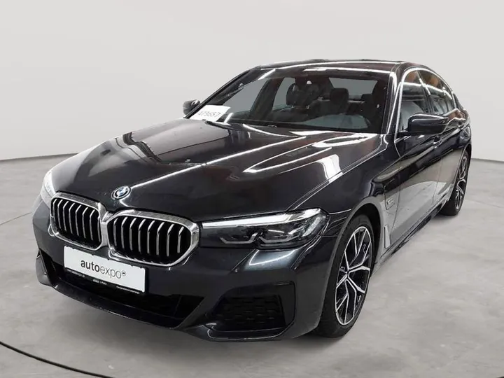BMW 545