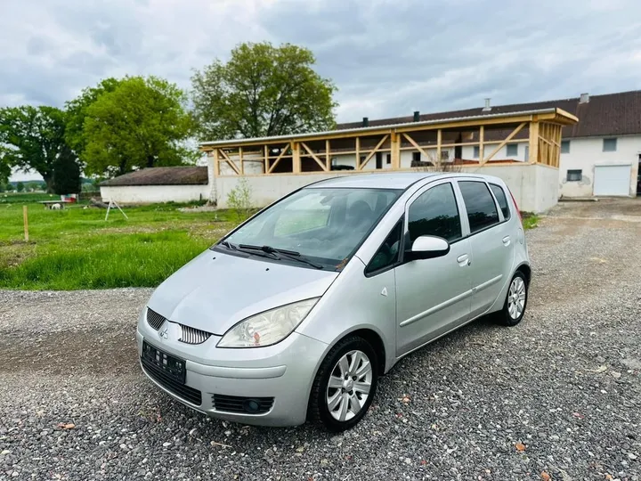 Mitsubishi Colt
