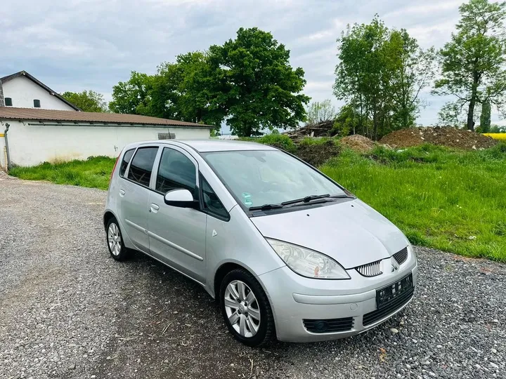 Mitsubishi Colt