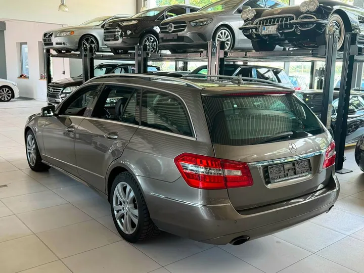 Mercedes-Benz E 350