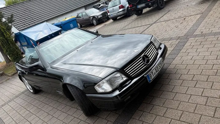 Mercedes-Benz SL 320