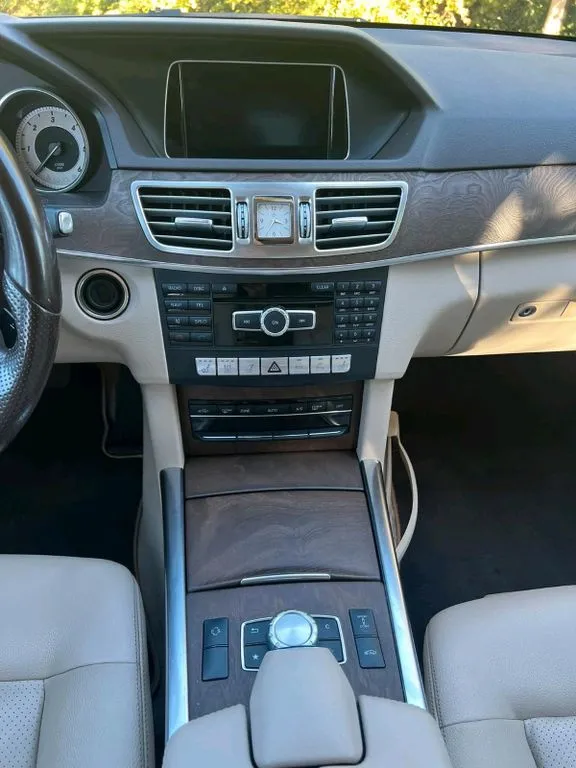Mercedes-Benz E 250