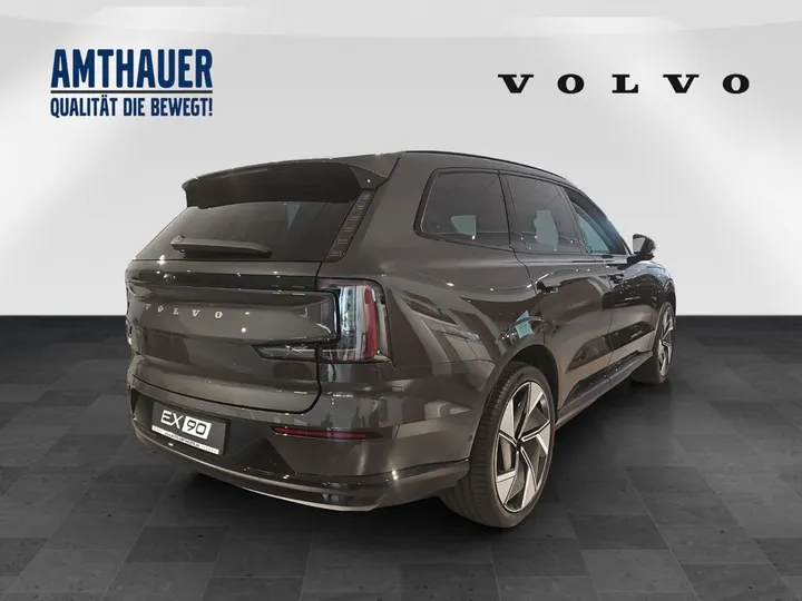 Volvo EX90