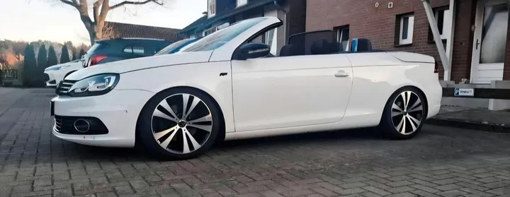 Volkswagen Eos