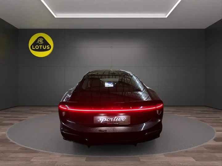 Lotus Emeya