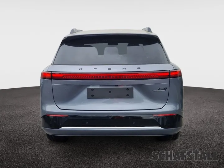 XPENG G9