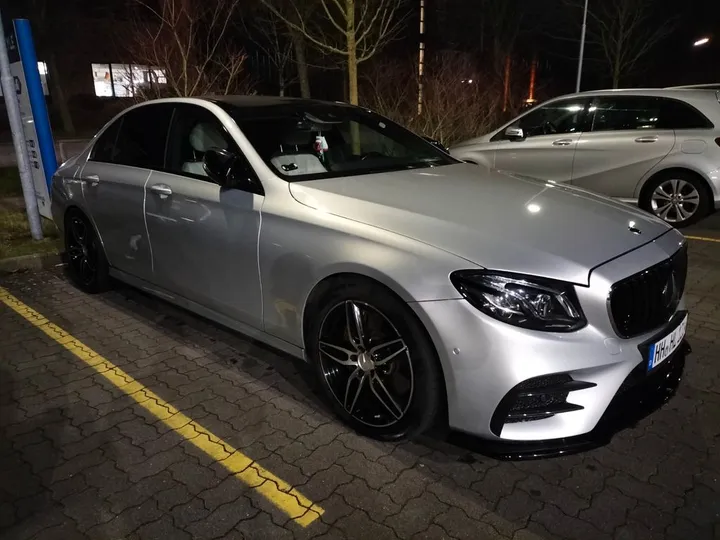 Mercedes-Benz E 400