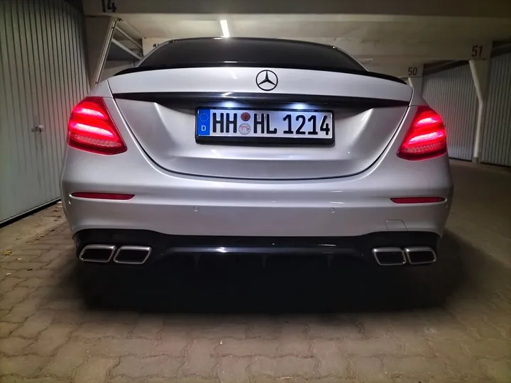 Mercedes-Benz E 400