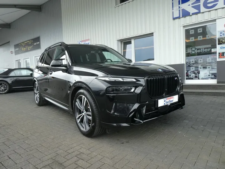 BMW X7 M60