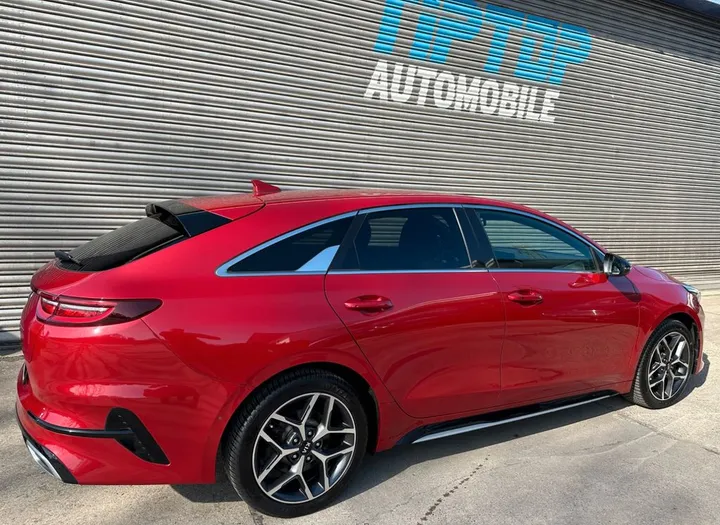 Kia pro cee'd / ProCeed