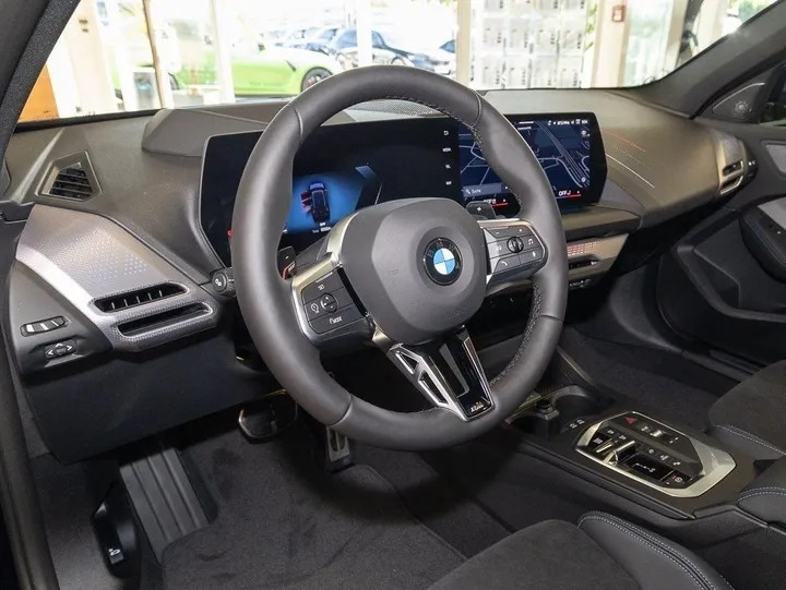 BMW 123