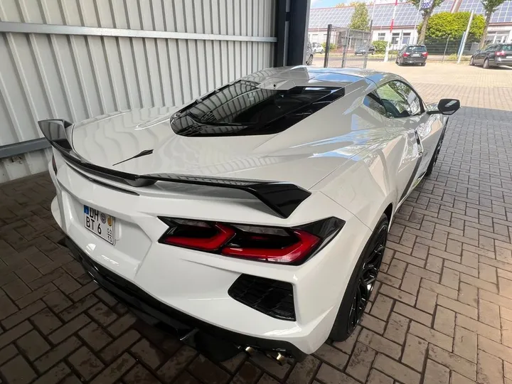 Corvette C8
