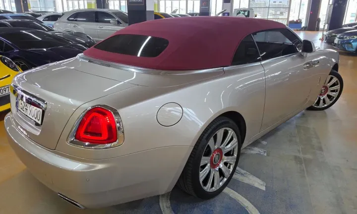 Rolls-Royce Dawn
