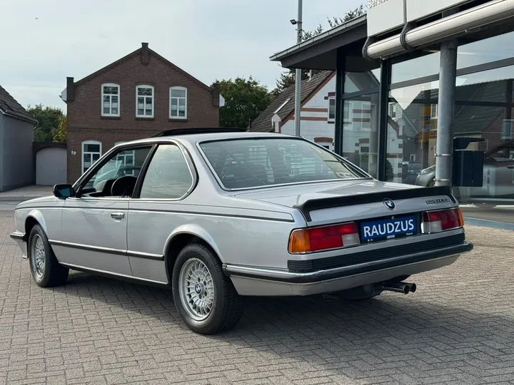 BMW 628
