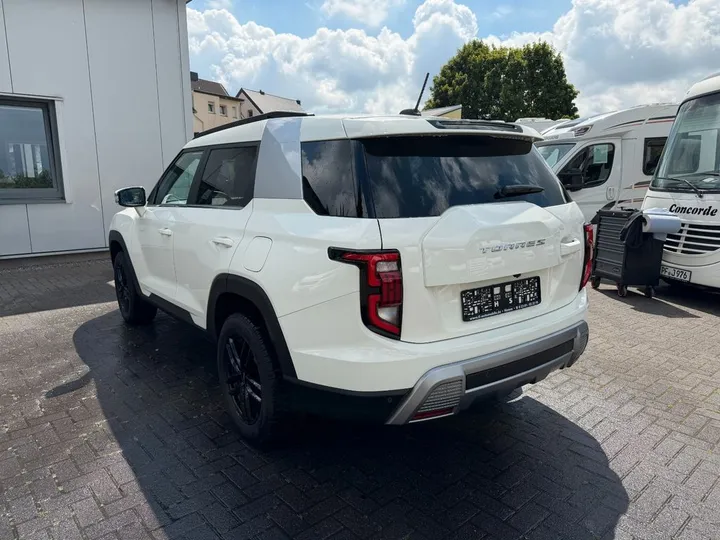 Ssangyong Torres