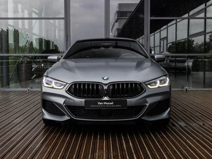 BMW 840