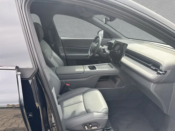 XPENG G6